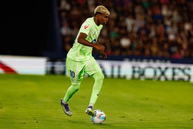 Lamine Yamal, UD Levante ve FC Barcelona takımları arasında Estadio Ciudad de Valencia 'da (Maciej Rogowski)
