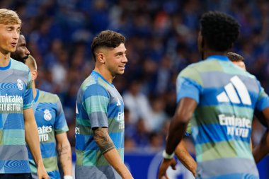 Federico Valverde, Real Oviedo ve Real Madrid FC takımları arasında Carlos Tartiere Stadyumu 'nda (Maciej Rogowski)