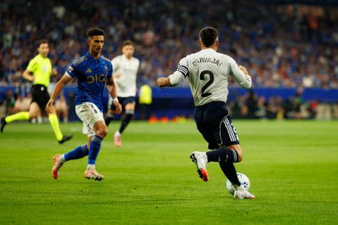 Dani Carvajal, Carlos Tartiere Stadyumu 'ndaki Real Oviedo ve Real Madrid FC takımları arasında oynanan LaLiga EA SPORTS maçı sırasında görüldü (Maciej Rogowski)