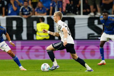 Franco Mastantuono, Carlos Tartiere Stadyumu 'ndaki Real Oviedo ve Real Madrid FC takımları arasında oynanan LaLiga EA SPORTS maçı sırasında görüldü (Maciej Rogowski)