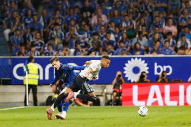 Kylian Mbappe ve Luka Iliç, LaLiga EA SPORTS maçı sırasında Carlos Tartiere Stadyumu 'ndaki Real Oviedo ve Real Madrid FC takımları arasında görüldü (Maciej Rogowski)