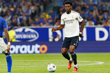  Aurelien Tchouameni, Real Oviedo ve Real Madrid FC takımları arasında oynanan LaLiga EA SPORTS maçı sırasında Carlos Tartiere Stadyumu 'nda (Maciej Rogowski)