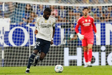 Carlos Tartiere Stadyumu 'ndaki Real Oviedo ve Real Madrid FC takımları arasında oynanan LaLiga EA SPORTS maçında Antonio Rudiger görüldü (Maciej Rogowski)