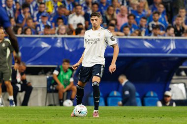 Federico Valverde, Real Oviedo ve Real Madrid FC takımları arasında Carlos Tartiere Stadyumu 'nda (Maciej Rogowski)