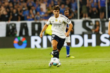 Gonzalo Garcia, Carlos Tartiere Stadyumu 'ndaki Real Oviedo ve Real Madrid FC takımları arasında oynanan LaLiga EA SPORTS maçı sırasında görüldü.)