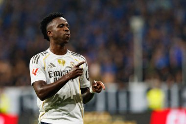 Vinicius Junior, Real Oviedo ve Real Madrid FC takımları arasında oynanan LaLiga EA SPORTS maçında Carlos Tartiere Stadyumu 'nda (Maciej Rogowski)