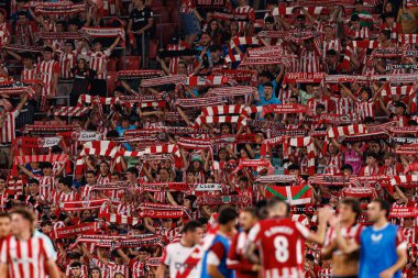 Atletizm taraftarları, Estadio de San Mames 'te (Maciej Rogowski) Atletizm Kulübü ve Rayo Vallecano arasında oynanan LaLiga EA SPORTS maçı sırasında görüldü.)