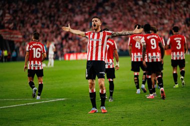 Oihan Sancet, Estadio de San Mames 'de (Maciej Rogowski) oynayan Atletizm Kulübü ve Rayo Vallecano takımları arasında oynanan LaLiga EA SPORTS maçında gol attıktan sonra kutlama yaparken görüldü.)