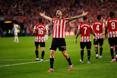 Oihan Sancet, Estadio de San Mames 'de (Maciej Rogowski) oynayan Atletizm Kulübü ve Rayo Vallecano takımları arasında oynanan LaLiga EA SPORTS maçında gol attıktan sonra kutlama yaparken görüldü.)