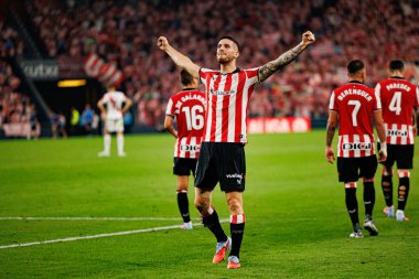 Oihan Sancet, Estadio de San Mames 'de (Maciej Rogowski) oynayan Atletizm Kulübü ve Rayo Vallecano takımları arasında oynanan LaLiga EA SPORTS maçında gol attıktan sonra kutlama yaparken görüldü.)