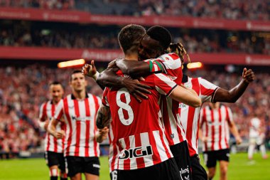 Oihan Sancet ve Inaki Williams, Estadio de San Mames 'te (Maciej Rogowski) Atletizm Kulübü ve Rayo Vallecano takımları arasında oynanan LaLiga EA SPORTS maçında gol attıktan sonra kutlama yaparken görüldü.)