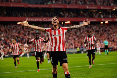 Oihan Sancet, Estadio de San Mames 'de (Maciej Rogowski) oynayan Atletizm Kulübü ve Rayo Vallecano takımları arasında oynanan LaLiga EA SPORTS maçında gol attıktan sonra kutlama yaparken görüldü.)