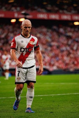 Isi Palazon, Estadio de San Mames 'de (Maciej Rogowski) Atletizm Kulübü ve Rayo Vallecano arasında oynanan LaLiga EA SPORTS maçı sırasında görüldü.)