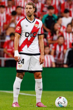 Florian Lejeune, Estadio de San Mames 'de (Maciej Rogowski) Atletizm Kulübü ve Rayo Vallecano takımları arasında oynanan LaLiga EA SPORTS maçı sırasında görüldü.)