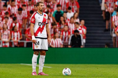 Florian Lejeune, Estadio de San Mames 'de (Maciej Rogowski) Atletizm Kulübü ve Rayo Vallecano takımları arasında oynanan LaLiga EA SPORTS maçı sırasında görüldü.)