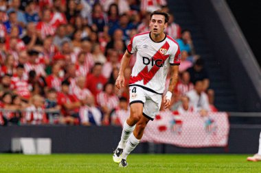 Pedro Diaz, Estadio de San Mames 'de (Maciej Rogowski) Atletizm Kulübü ve Rayo Vallecano takımları arasında oynanan LaLiga EA EA SPORTS maçı sırasında görüldü.)