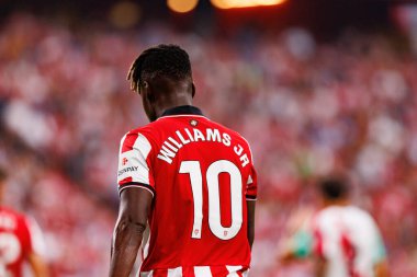 Nico Williams, Estadio de San Mames 'te Atletizm Kulübü ve Rayo Vallecano takımları arasında oynanan LaLiga EA SPORTS maçı sırasında görüldü (Maciej Rogowski)