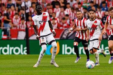 Pathe Ciss, Estadio de San Mames 'de (Maciej Rogowski) Athletic Club ve Rayo Vallecano takımları arasında oynanan LaLiga EA EA SPORTS maçı sırasında görüldü.)