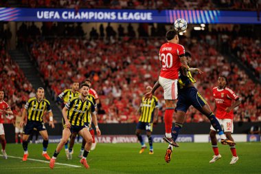 Nicolas Otamendi ve Nelson Semedo, Şampiyonlar Ligi eleme maçında SL Benfica ve Fenerbahçe SK (Maciej Rogowski)