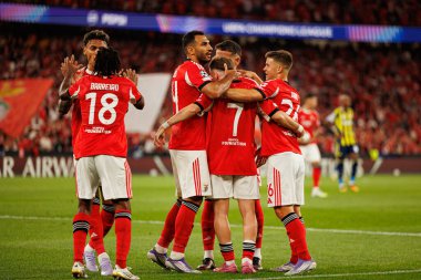 Benfica 'nın oyuncuları SL Benfica ve Fenerbahçe SK (Maciej Rogowski) arasındaki Şampiyonlar Ligi ön eleme maçında Kerem Akturkoglu' dan gol üstüne gol atarken görüldü.)