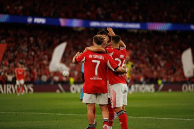 Benfica 'nın oyuncuları SL Benfica ve Fenerbahçe SK (Maciej Rogowski) arasındaki Şampiyonlar Ligi ön eleme maçında Kerem Akturkoglu' dan gol üstüne gol atarken görüldü.)