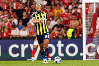 SL Benfica ve Fenerbahçe SK (Maciej Rogowski) arasında oynanan Şampiyonlar Ligi ön eleme maçında Sofyan Amrabat görüldü.)