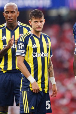 Sebastian Szymanski Şampiyonlar Ligi eleme maçında SL Benfica ve Fenerbahçe SK (Maciej Rogowski) arasında görüldü.)