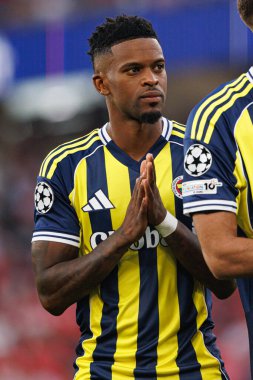 Nelson Semedo, SL Benfica ve Fenerbahçe SK (Maciej Rogowski) arasındaki Şampiyonlar Ligi ön eleme maçında görüldü.)