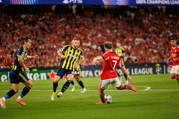 Kerem Akturkoglu SL Benfica ile Fenerbahçe SK (Maciej Rogowski) arasındaki Şampiyonlar Ligi ön eleme maçında görüldü.)