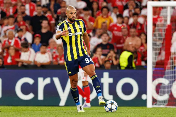 SL Benfica ve Fenerbahçe SK (Maciej Rogowski) arasında oynanan Şampiyonlar Ligi ön eleme maçında Sofyan Amrabat görüldü.)