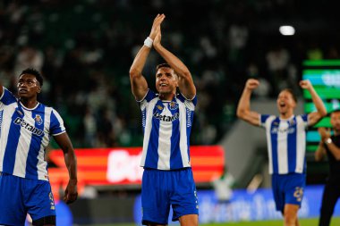 Jan Bednarek, Liga Portekiz maçında Sporting CP ve FC Porto takımları arasında kutlama yaparken görüldü (Maciej Rogowski / Ball Raw Images)