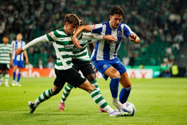 Giorgos Vagannidis ve Deniz Gül, Liga Portekiz maçı sırasında Sporting CP ve FC Porto takımları arasında görüldü (Maciej Rogowski / Ball Raw Images)