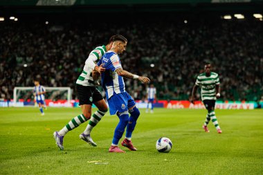 Giorgos Vagiannidis ve Borja Sainz, Liga Portekiz maçı sırasında Sporting CP ve FC Porto takımları arasında görüldü (Maciej Rogowski / Ball Raw Images)