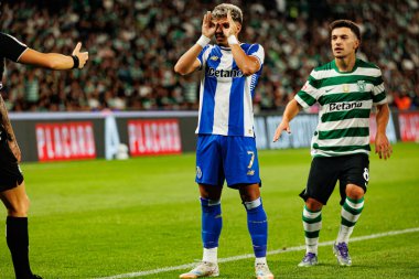 William Gomes, Liga Portekiz maçında Sporting CP ve FC Porto (Maciej Rogowski / Ball Raw Images) takımları arasında gol üstüne gol atarken görüldü)