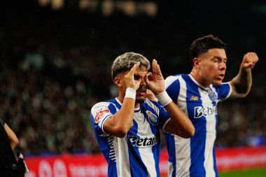 William Gomes ve Nehuen Perez, Liga Portekiz maçında Sporting CP ve FC Porto (Maciej Rogowski / Ball Raw Images) takımları arasında gol üstüne gol atarken görüldü.)