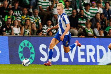 Victor Froholdt Liga Portekiz maçı sırasında Sporting CP ve FC Porto takımları arasında görüldü (Maciej Rogowski / Ball Raw Images)
