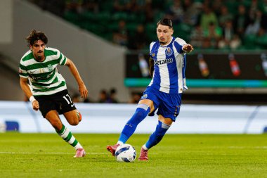 Francisco Trincao ve Borja Sainz, Liga Portekiz maçı sırasında Sporting CP ve FC Porto takımları arasında görüldü (Maciej Rogowski / Ball Raw Images)