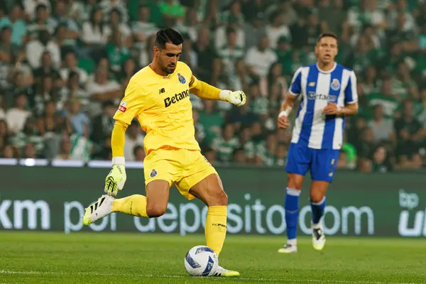 Diogo Costa, Liga Portekiz maçı sırasında Sporting CP ve FC Porto takımları arasında görüldü (Maciej Rogowski / Ball Raw Images)