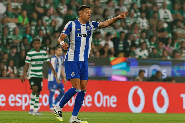 Jan Bednarek, Liga Portekiz maçı sırasında Sporting CP ve FC Porto takımları arasında görüldü (Maciej Rogowski / Ball Raw Images)