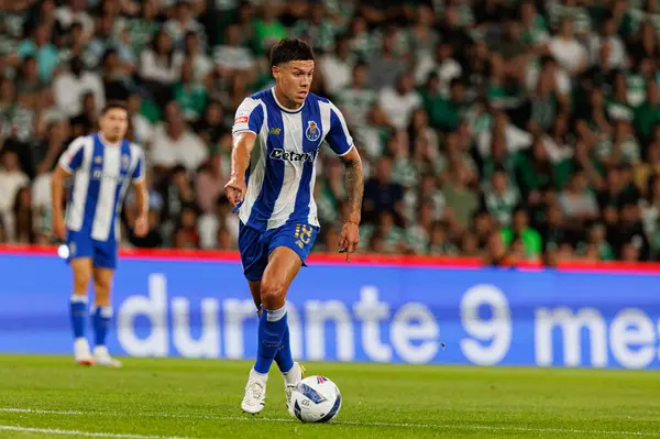 Nehuen Perez, Liga Portekiz maçında Sporting CP ve FC Porto takımları arasında görüldü (Maciej Rogowski / Ball Raw Images)