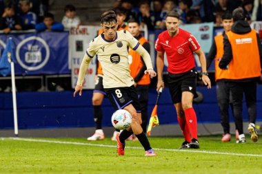 Pedri seen during LaLiga EA SPORTS game between teams of Real Oviedo  and FC Barcelona at Carlos Tartiere Stadium (Maciej Rogowski/Ball Raw Images)