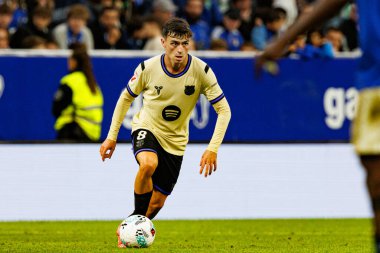 Pedri seen during LaLiga EA SPORTS game between teams of Real Oviedo  and FC Barcelona at Carlos Tartiere Stadium (Maciej Rogowski/Ball Raw Images)