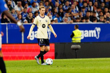 Frenkie De Jong seen during LaLiga EA SPORTS game between teams of Real Oviedo  and FC Barcelona at Carlos Tartiere Stadium (Maciej Rogowski/Ball Raw Images)