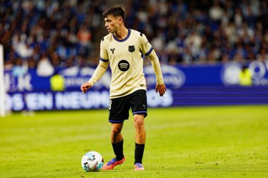 Pedri seen during LaLiga EA SPORTS game between teams of Real Oviedo  and FC Barcelona at Carlos Tartiere Stadium (Maciej Rogowski/Ball Raw Images)