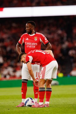 Dodi Lukebakio and Georgiy Sudakov seen during Liga Portugal game between SL Benfica and Gil Vicente FC (Ball Raw Images/ Maciej Rogowski)