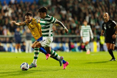 Felix Bacher and Maximiliano Araujo seen during Liga Portugal game between teams of GD Estoril Praia and Sporting CP at Estadio Antonio Coimbra da Mota (Maciej Rogowski/Ball Raw Images)