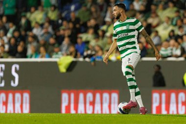 Zeno Debast seen during Liga Portugal game between teams of GD Estoril Praia and Sporting CP at Estadio Antonio Coimbra da Mota (Maciej Rogowski/Ball Raw Images)
