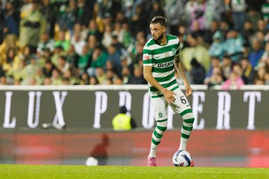Zeno Debast seen during Liga Portugal game between teams of GD Estoril Praia and Sporting CP at Estadio Antonio Coimbra da Mota (Maciej Rogowski/Ball Raw Images)