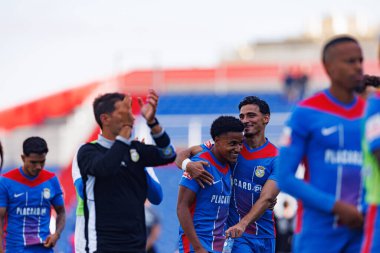 Francisco Chissumba and Nabil Touaizi  seen during Liga Portugal game between teams of FC Alverca and  Vitoria SC (Maciej Rogowski/Ball Raw Images)