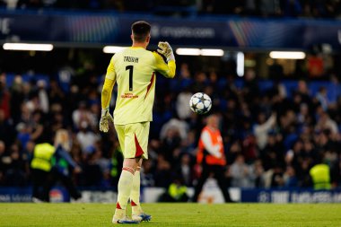 Anatoliy Trubin seen during Champions League league phase game between Chelsea FC and  SL Benfica (Maciej Rogowski/ Ball Raw Images)